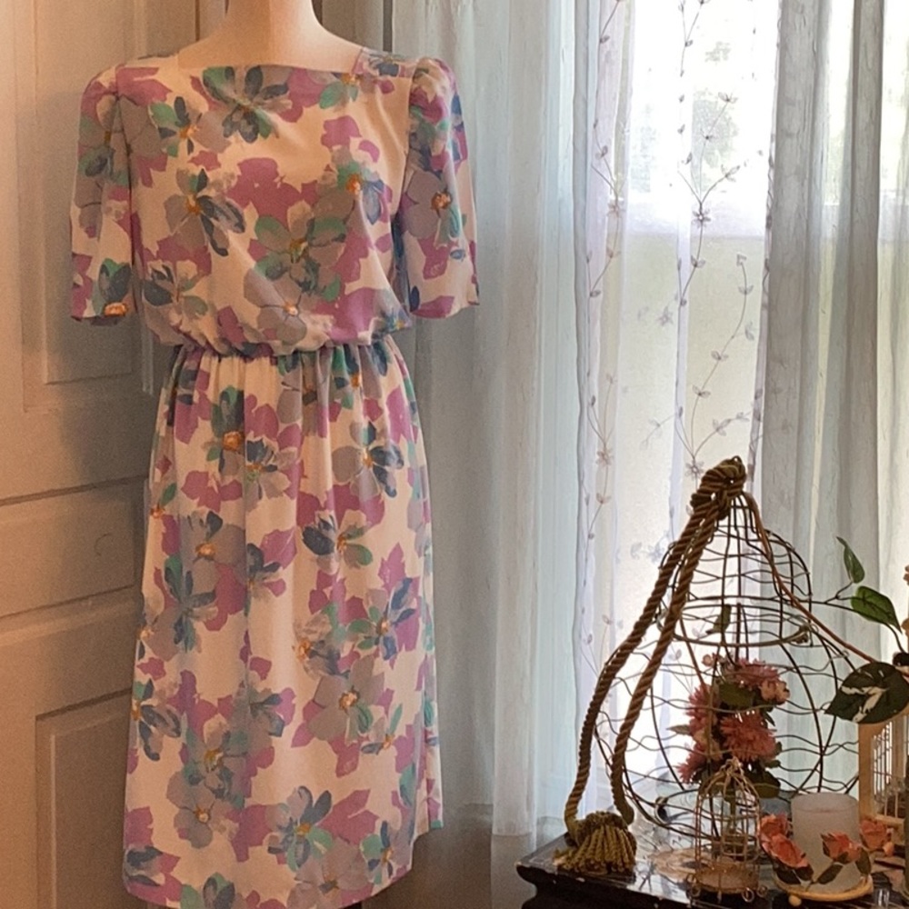 Vintage 1980’s Floral “Alison Peters” Dress- Size Small